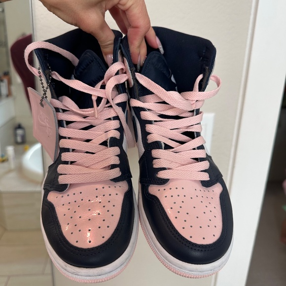 2021 Wmns Air Jordan 1 Retro High OG SE 'Bubble Gum' - Picture 2 of 4